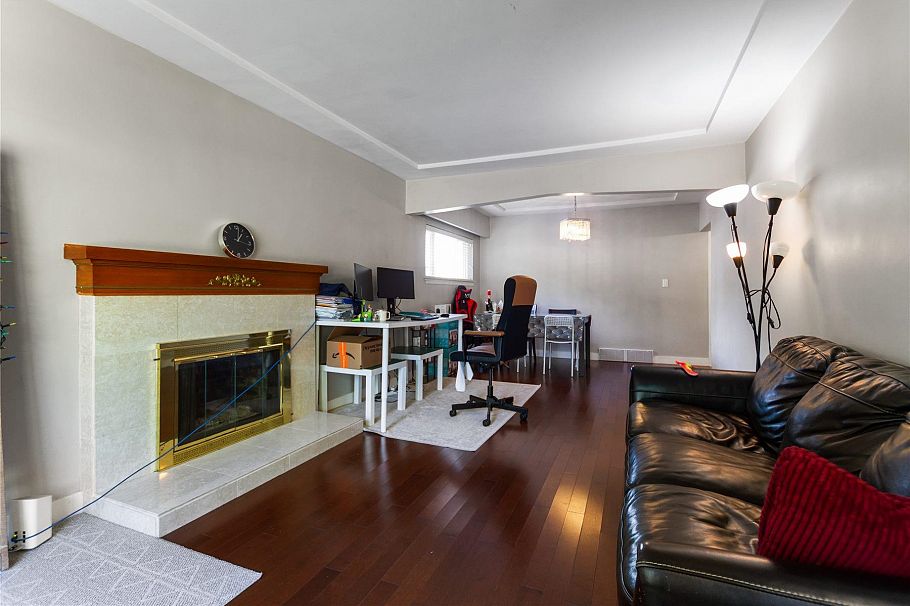 7643 Selkirk Street Vancouver, BC - 3