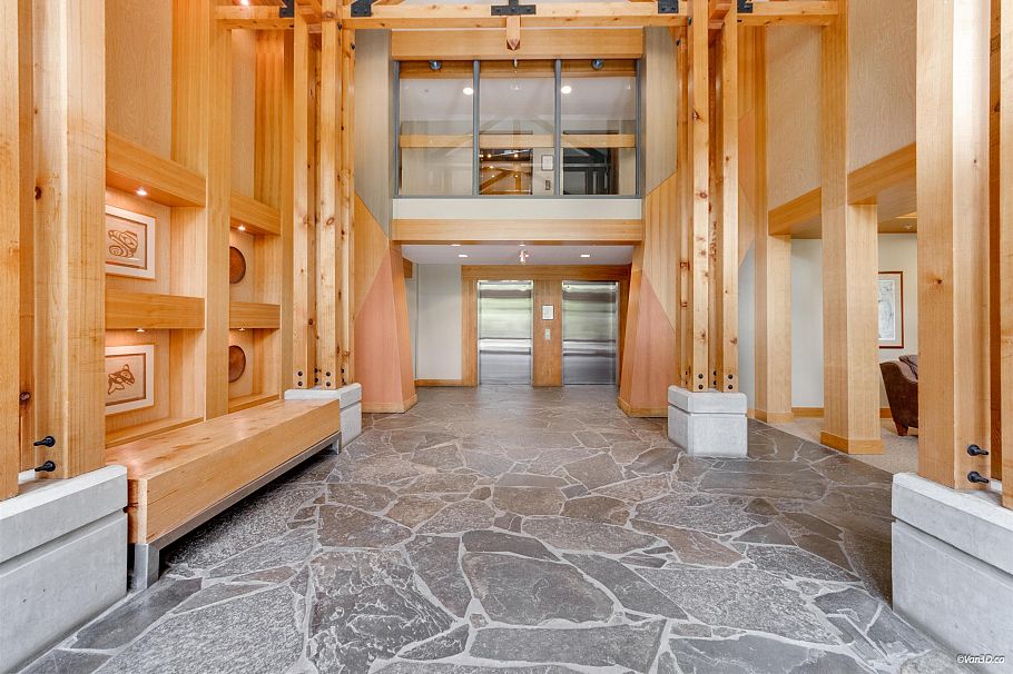 319 580 Raven Wood Drive North Vancouver, BC - 19