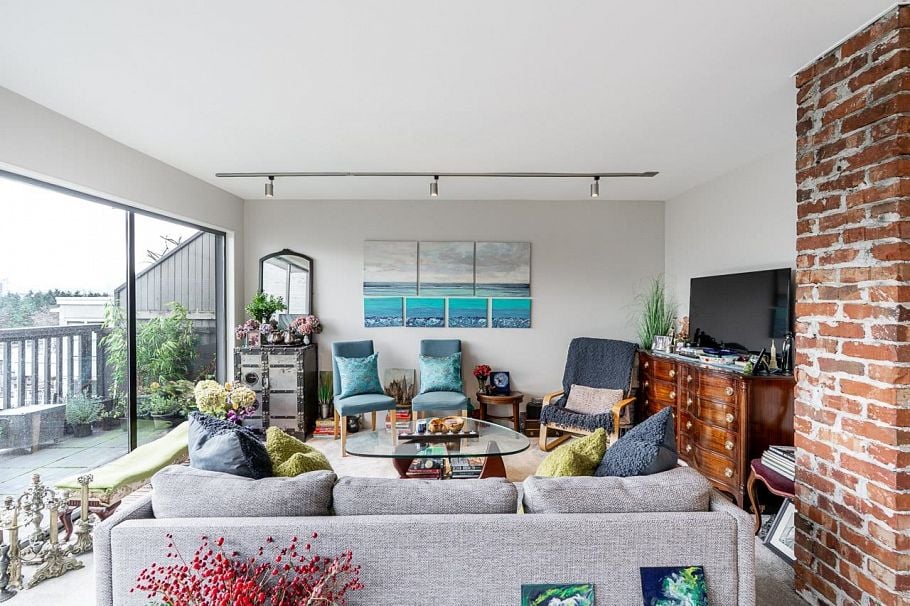 967 W 8th Avenue Vancouver, BC - 5