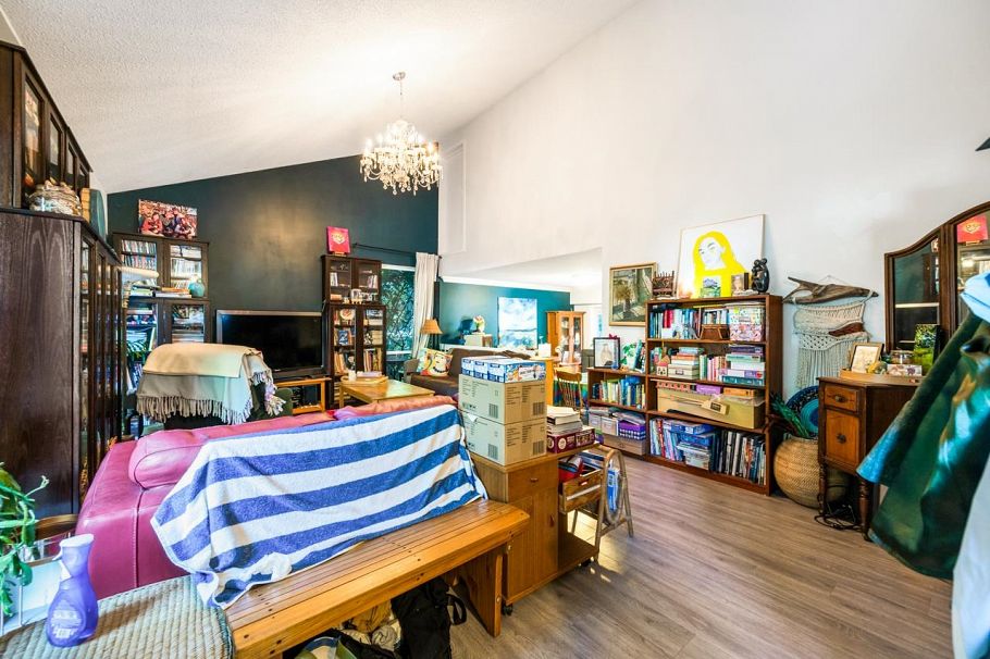 5261 Cliffridge Avenue North Vancouver, BC - 14