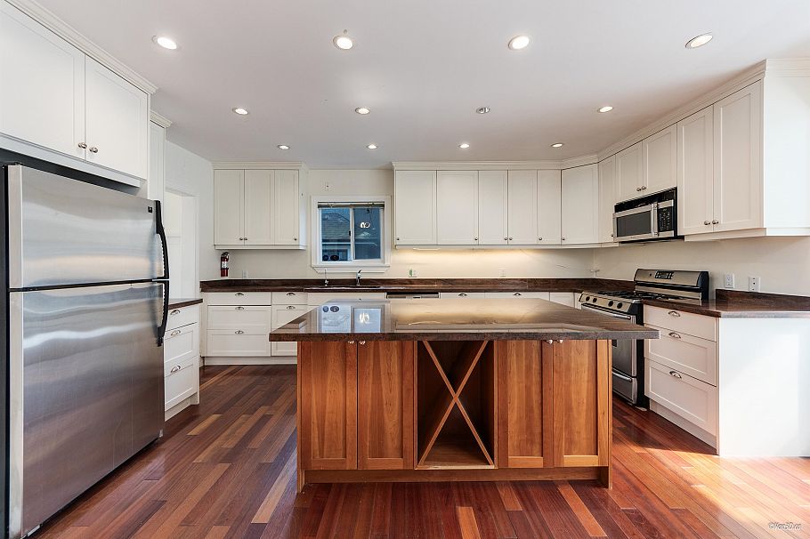 2146 W 33rd Avenue Vancouver, BC - 4
