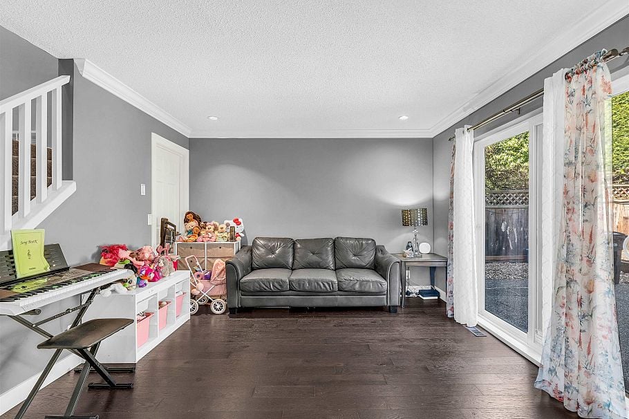 7170 Hecate Place Vancouver, BC - 10