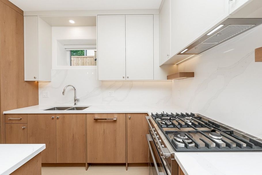 2 1845 E 51st Avenue Vancouver, BC - 16
