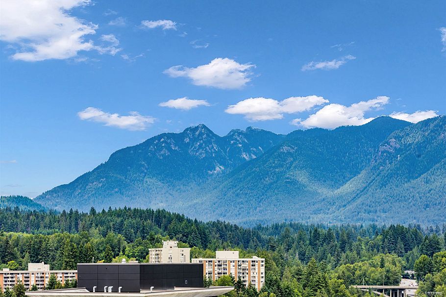 2001 1632 Lions Gate Lane North Vancouver, BC - 26