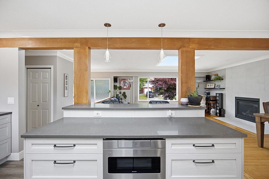 944 Tollcross Road North Vancouver, BC - 6