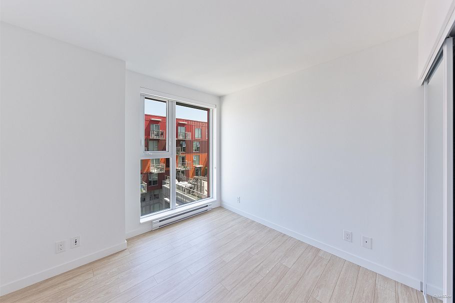 1004 933 E Hastings Street Vancouver, BC - 21