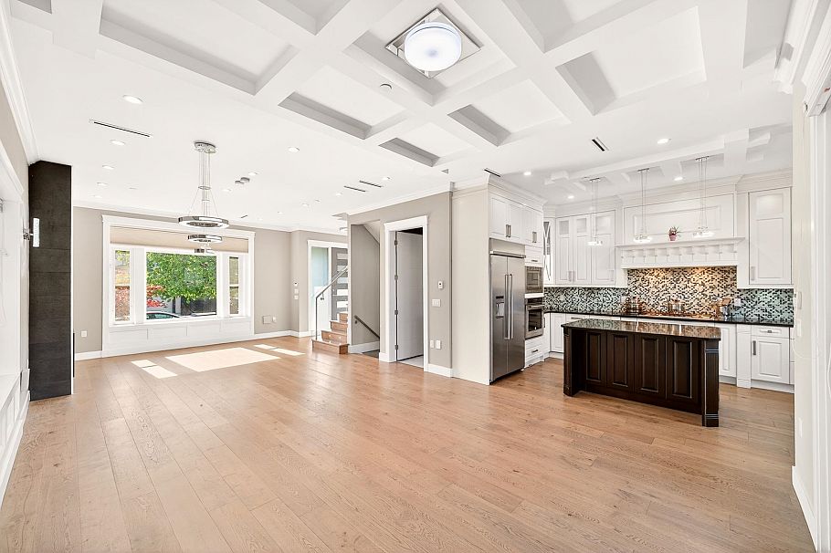 8068 Haig Street Vancouver, BC - 5