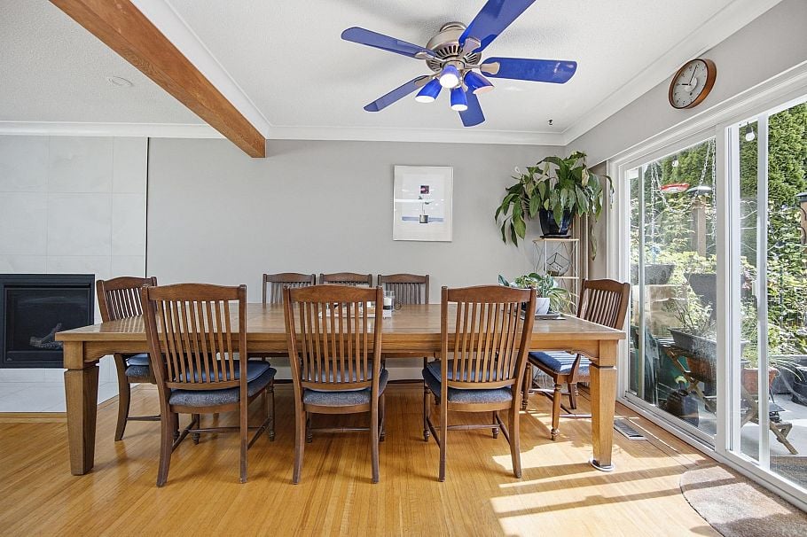 944 Tollcross Road North Vancouver, BC - 12