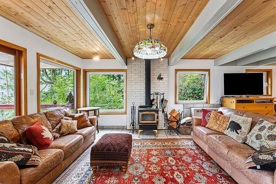 12 & 13 Coldwell Beach North Vancouver, BC - 13