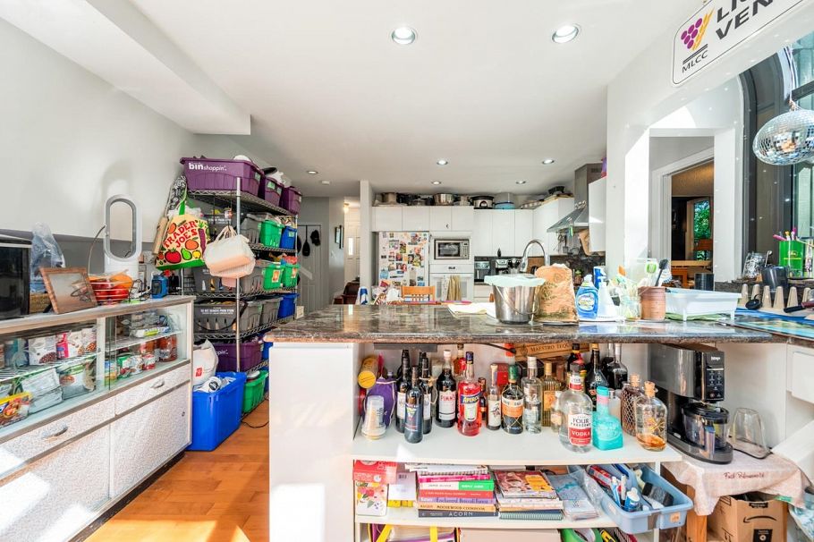 5261 Cliffridge Avenue North Vancouver, BC - 12