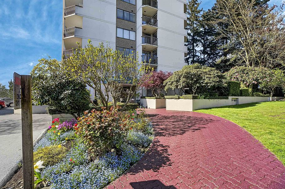 1105 701 W Victoria Park North Vancouver, BC - 3