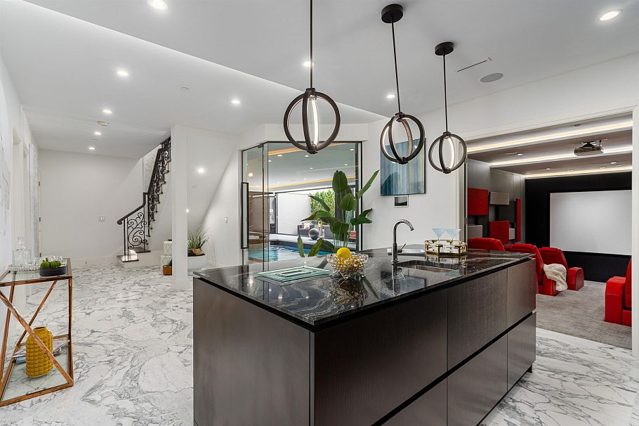 8083 Angus Drive Vancouver, BC - 24
