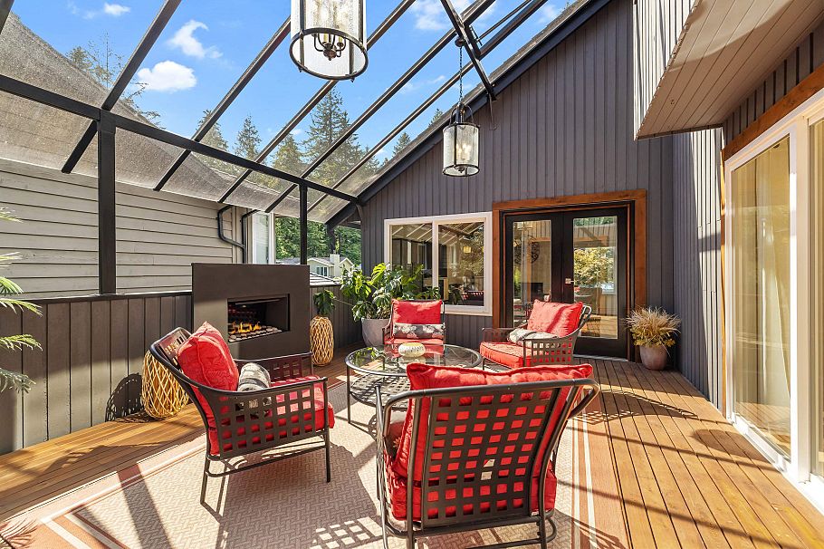 5522 Deerhorn Lane North Vancouver, BC - 16