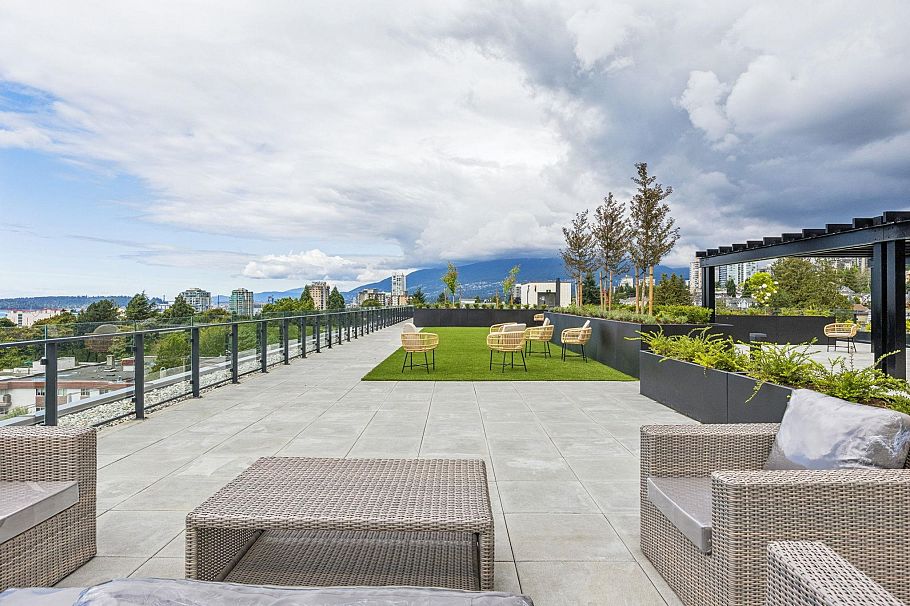321 422 E 3rd Street North Vancouver, BC - 25