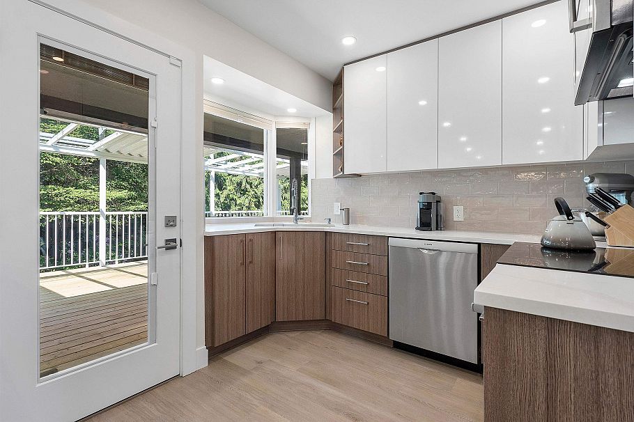 3581 Bluebonnet Road North Vancouver, BC - 14