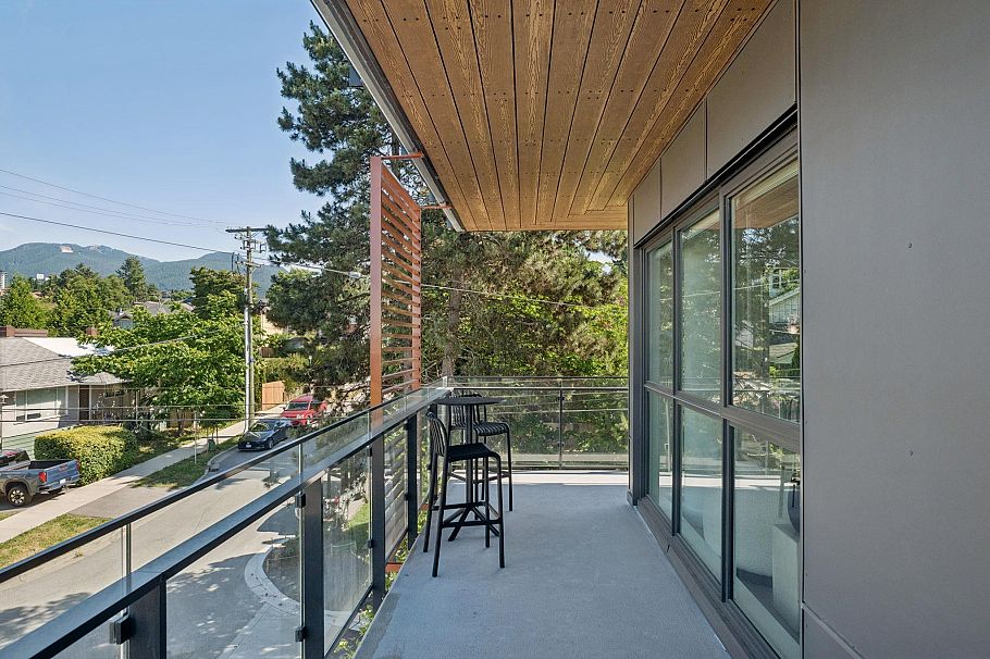 321 422 E 3rd Street North Vancouver, BC - 21