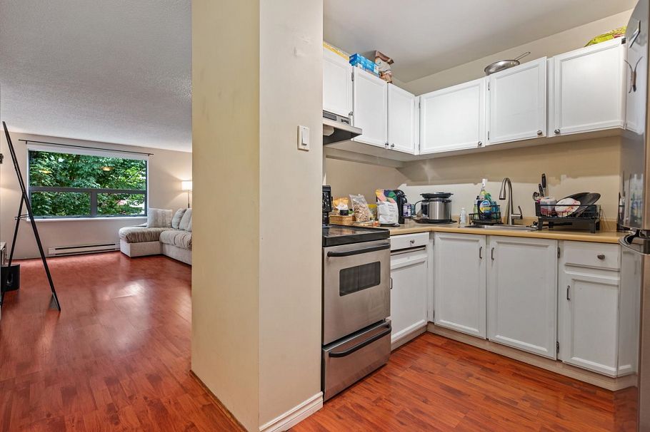402 1350 Comox Street Vancouver, BC - 14