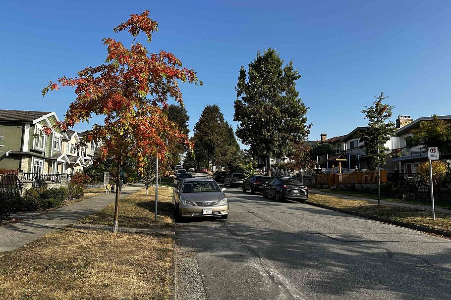 2621 E 8th Avenue Vancouver, BC - 12