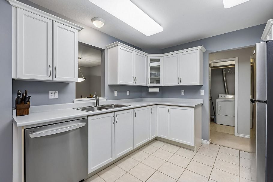 206 1150 Lynn Valley Road North Vancouver, BC - 15