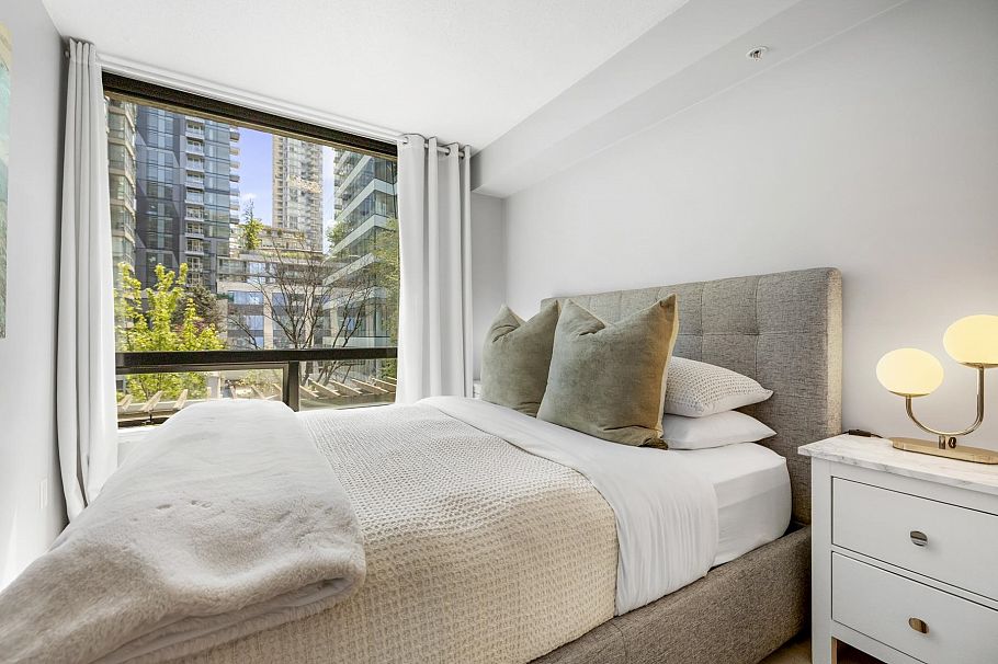 304 1003 Burnaby Street Vancouver, BC - 11
