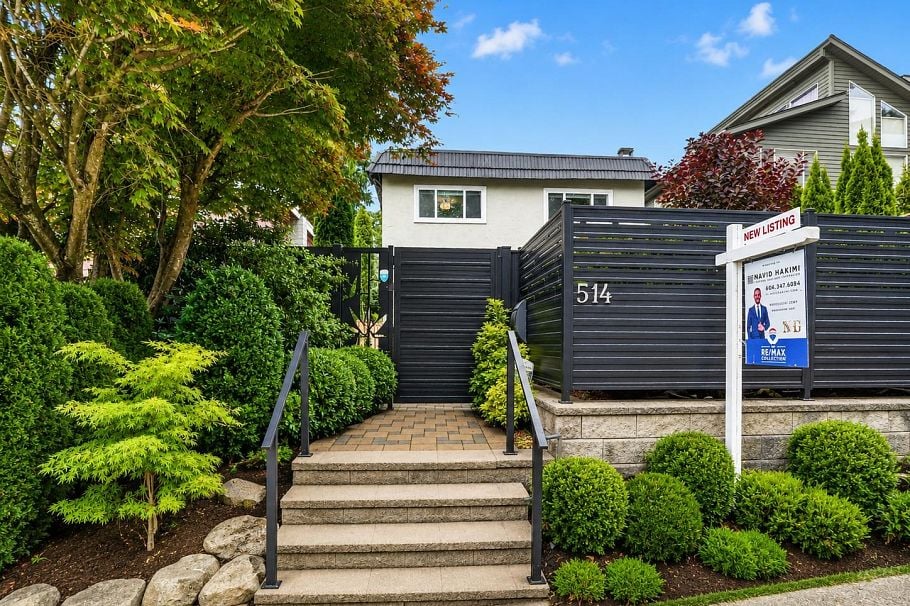 514 W 28th Street North Vancouver, BC - 36