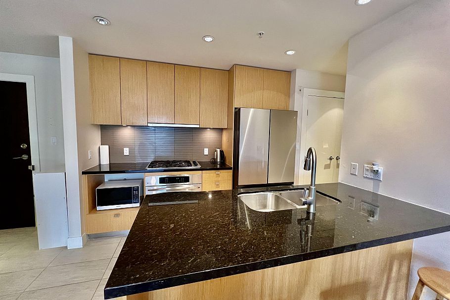 201 6080 Iona Drive Vancouver, BC - 7