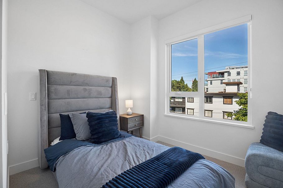 321 422 E 3rd Street North Vancouver, BC - 14