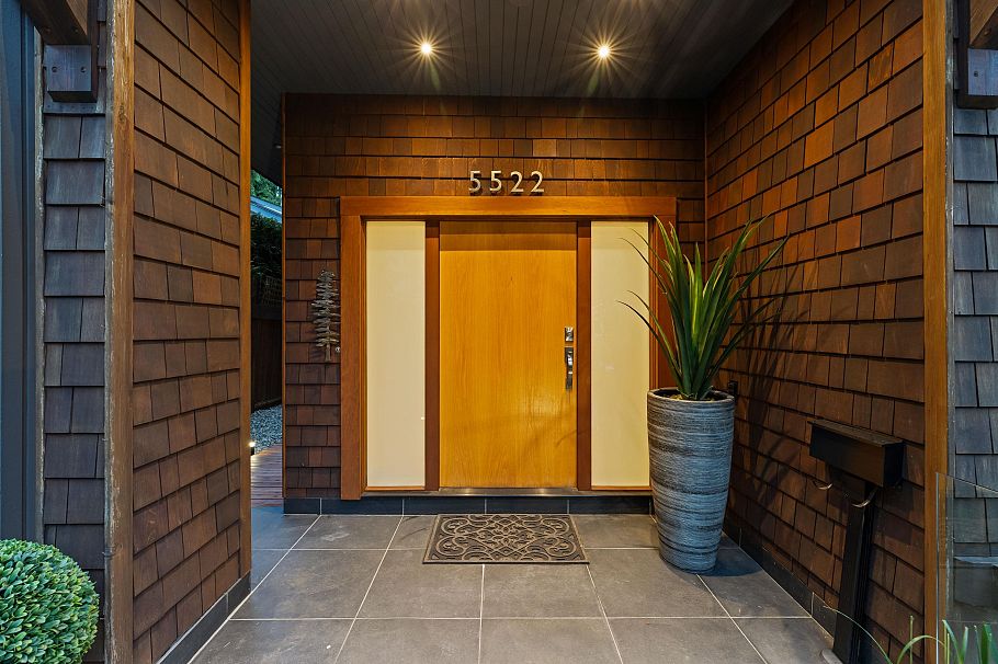 5522 Deerhorn Lane North Vancouver, BC - 3