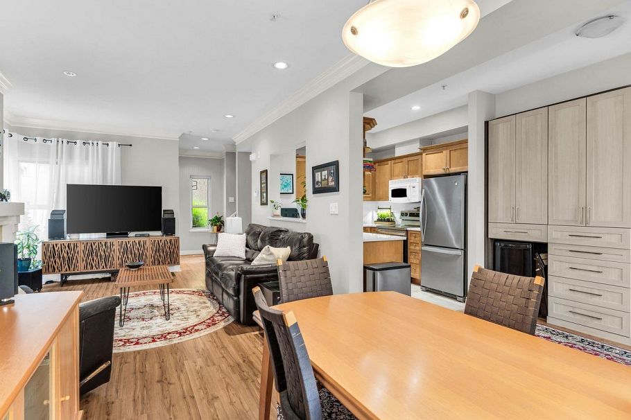 32 2688 Mountain Highway North Vancouver, BC - 3