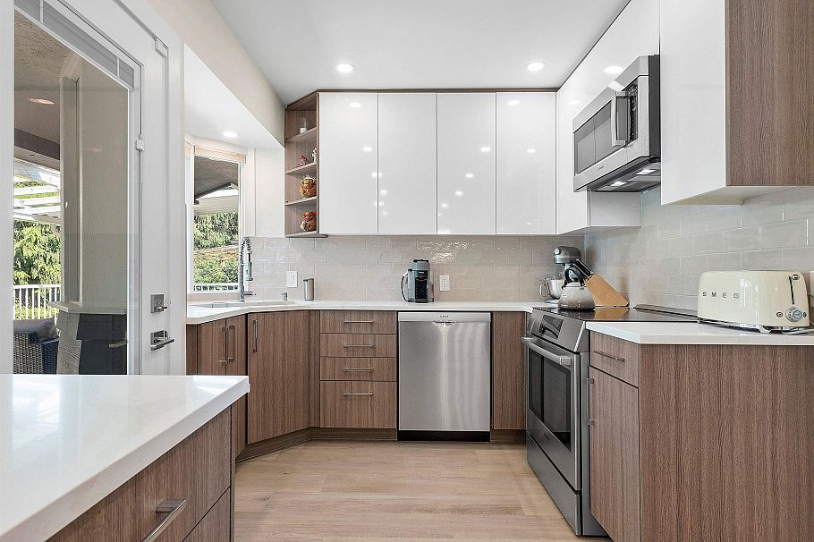 3581 Bluebonnet Road North Vancouver, BC - 12