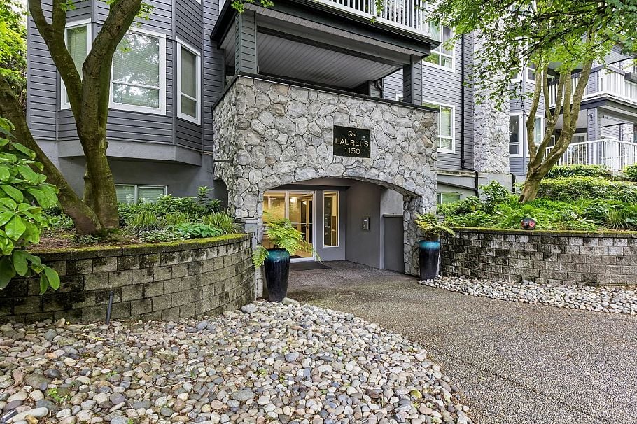 206 1150 Lynn Valley Road North Vancouver, BC - 31