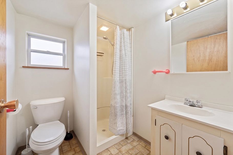 3079 Crown Street Vancouver, BC - 18