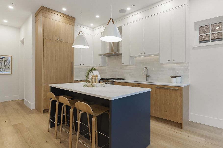 1 3919 W 18th Avenue Vancouver, BC - 5