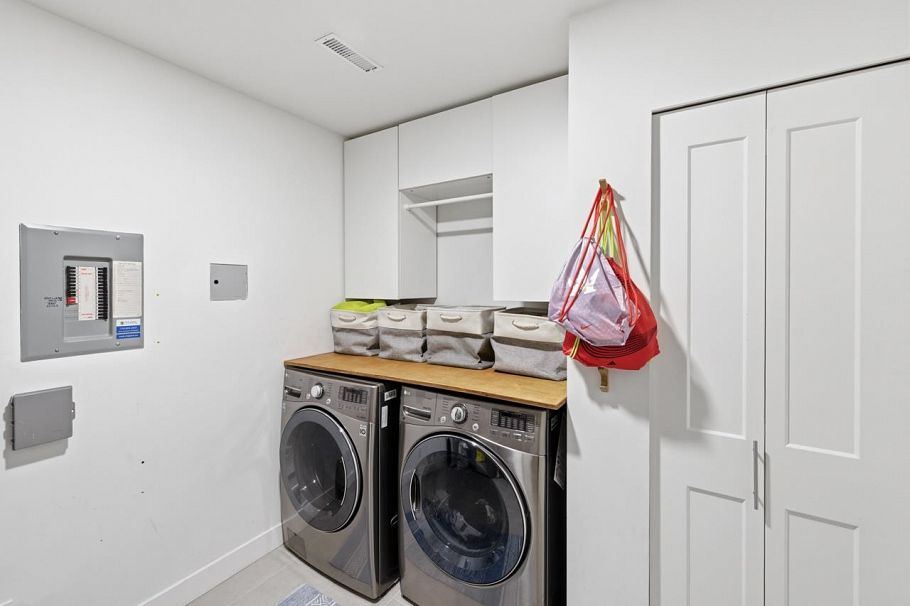 10 2118 Eastern Avenue North Vancouver, BC - 26