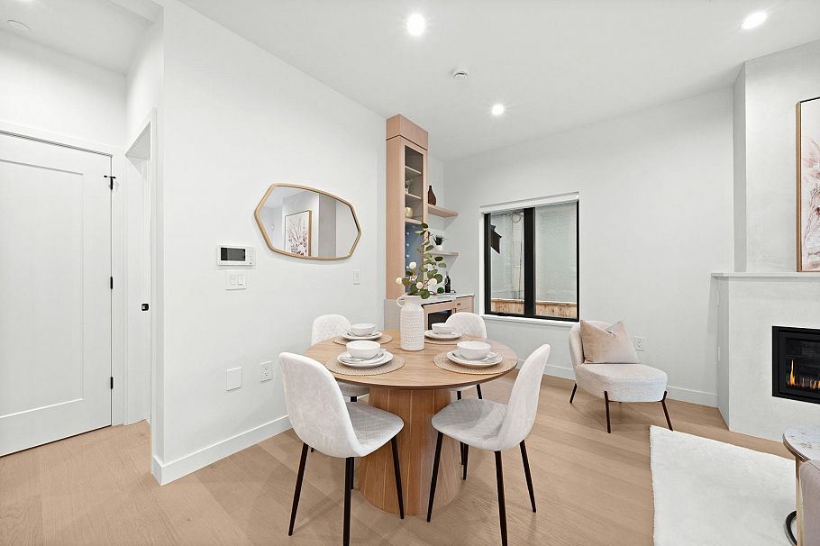 1 2247 Parker Street Vancouver, BC - 11