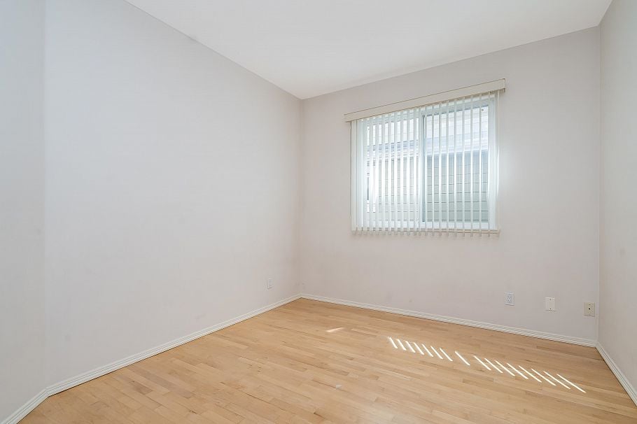 2304 Garden Drive Vancouver, BC - 15