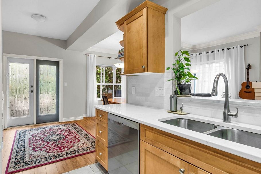 32 2688 Mountain Highway North Vancouver, BC - 10