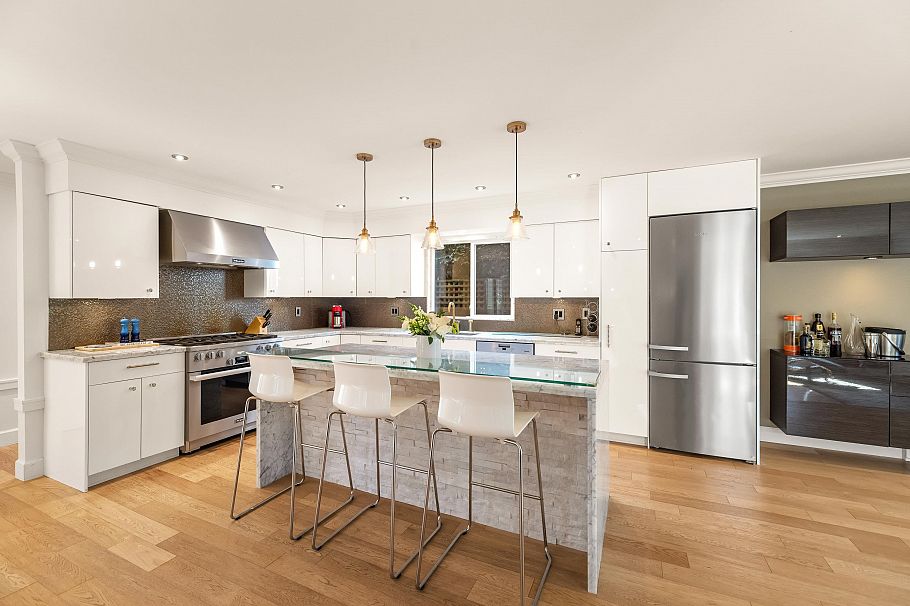5522 Deerhorn Lane North Vancouver, BC - 11