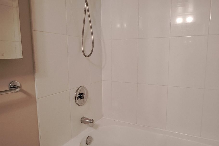 107 5632 Kings Road Vancouver, BC - 7