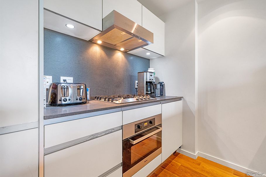 608 8488 Cornish Street Vancouver, BC - 5