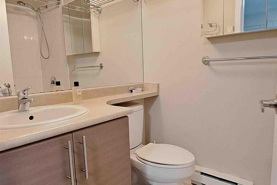 107 5632 Kings Road Vancouver, BC - 6