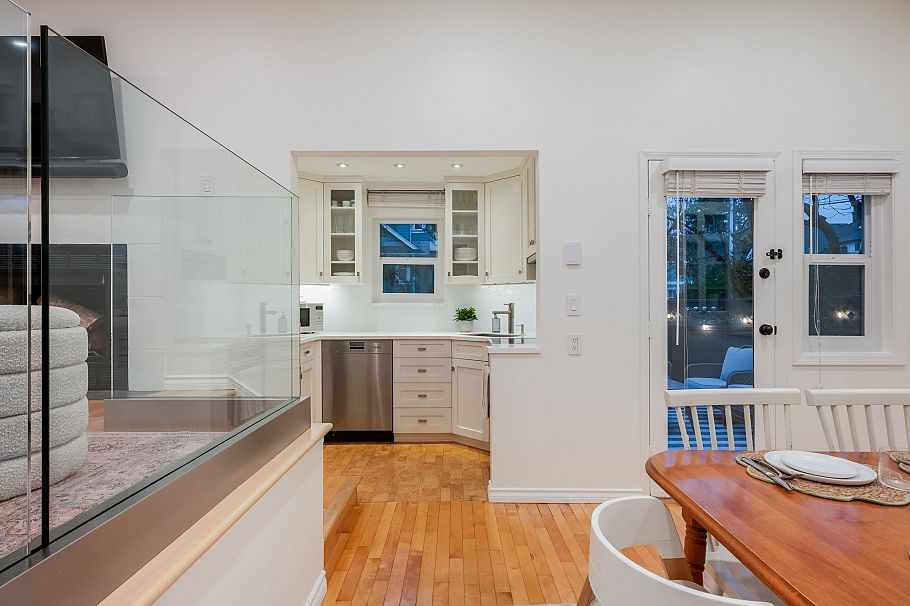 195 W 13th Avenue Vancouver, BC - 11