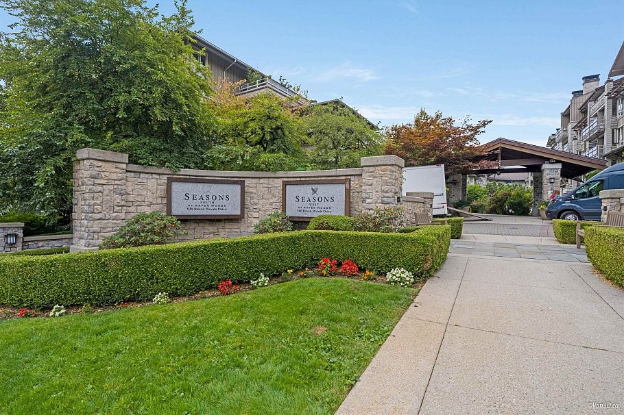 510 530 Raven Woods Drive North Vancouver, BC - 21
