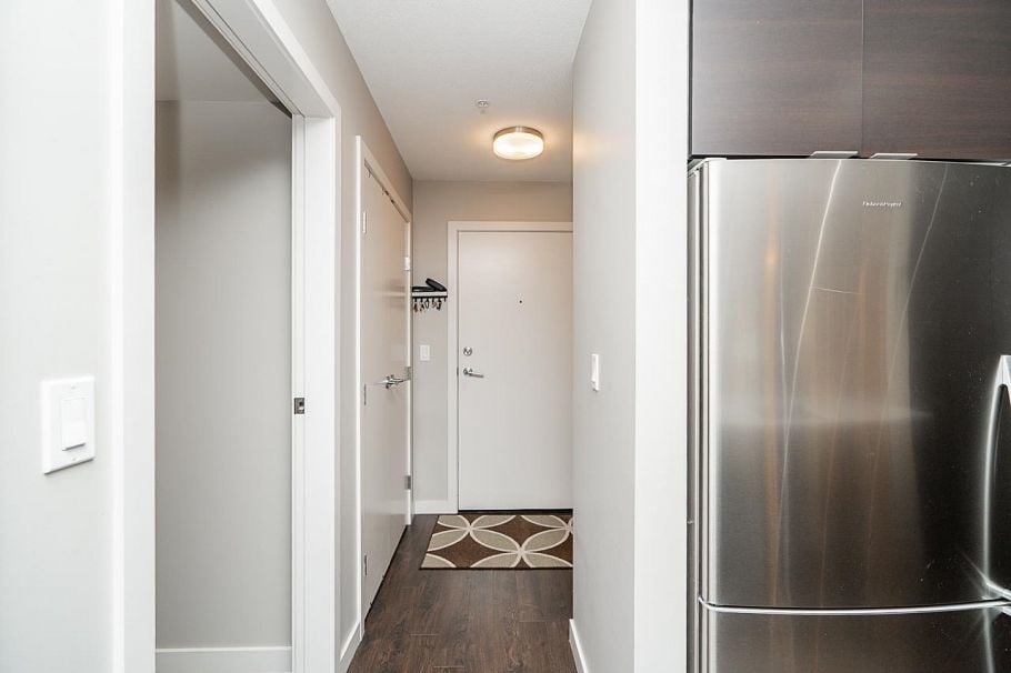 207 1677 Lloyd Avenue North Vancouver, BC - 12