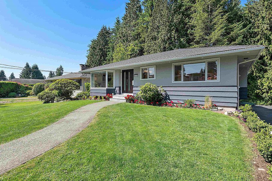 3581 Bluebonnet Road North Vancouver, BC - 22