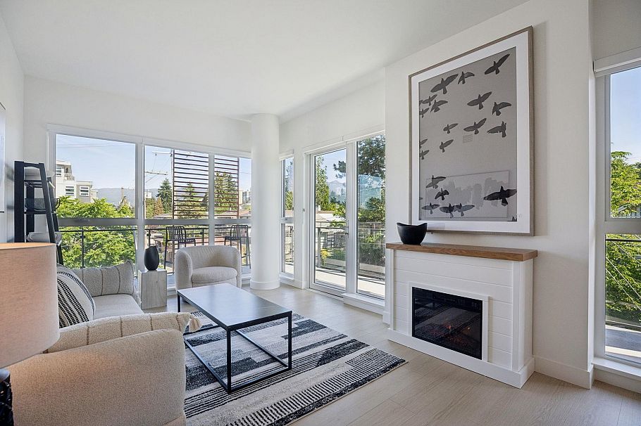 321 422 E 3rd Street North Vancouver, BC - 5