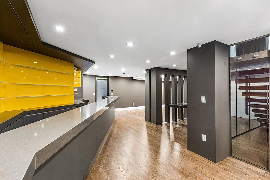 4577 Capilano Road North Vancouver, BC - 26