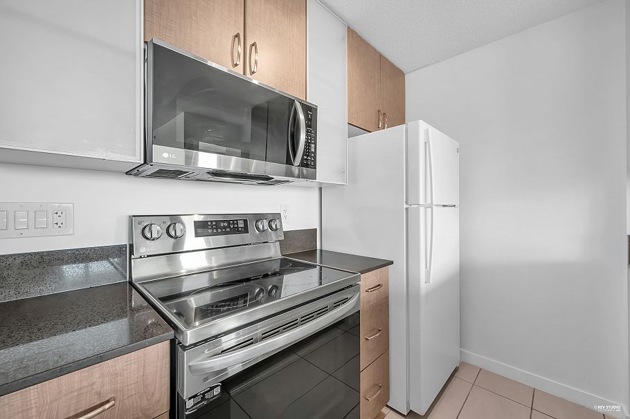 2608 977 Mainland Street Vancouver, BC - 12