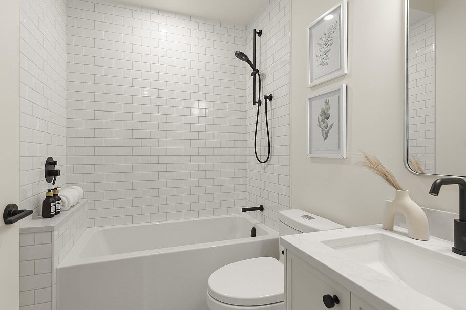 1 3919 W 18th Avenue Vancouver, BC - 18