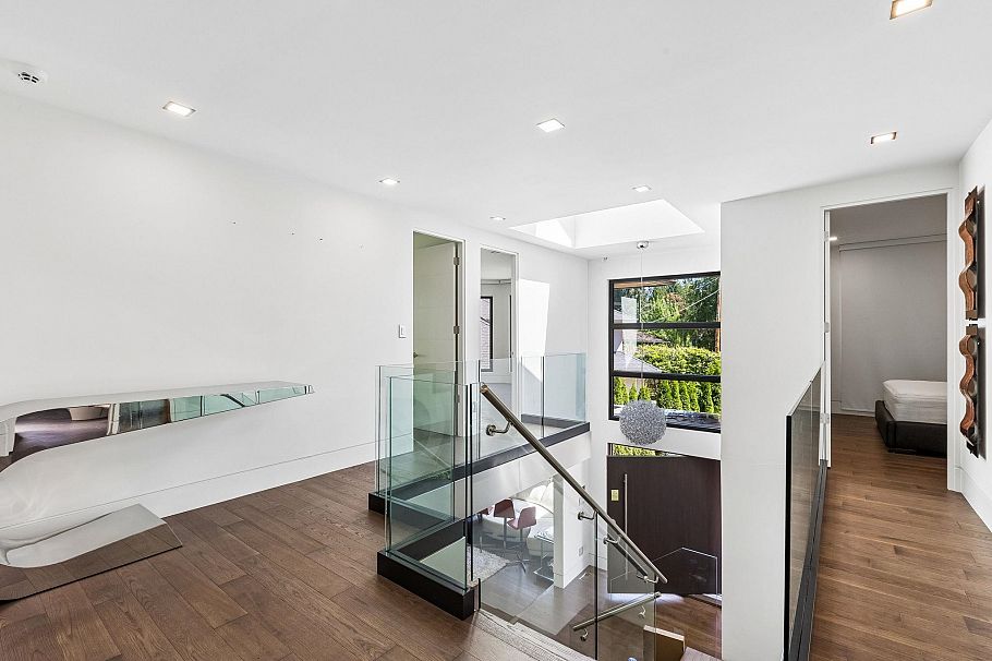 4577 Capilano Road North Vancouver, BC - 19